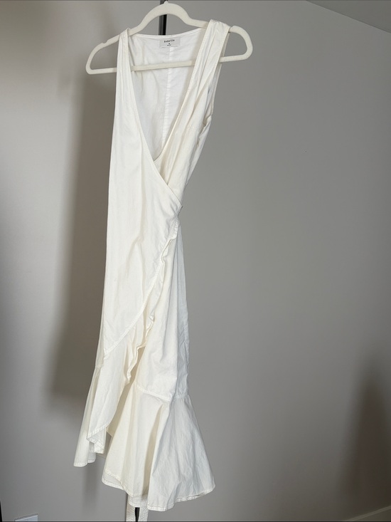 Aritzia Dresses & Skirts - Aritzia Cream Ruffle-Trim Wrap Midi Dress
